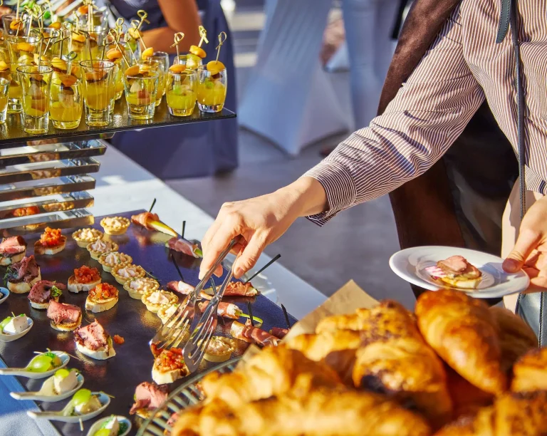 firemny-catering-Kosice catering s dovozom na firmu košice catering na mieru najlepší catering košice moderný catering košice cena